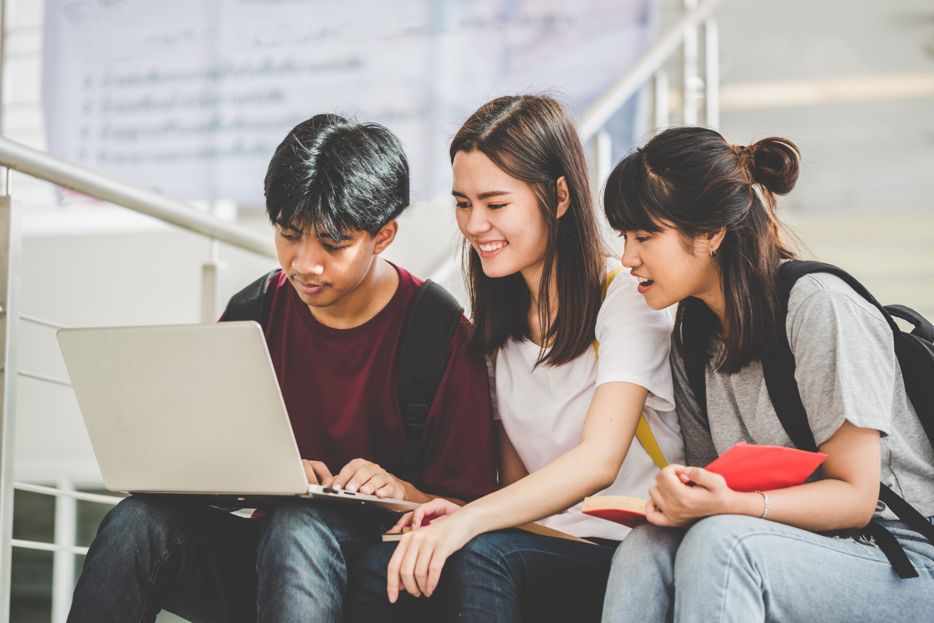 15 Best Educational YouTube Channels You Didn’t Know You Needed