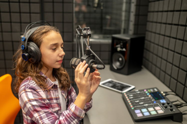 27 Best Solo Podcast Ideas to Grow Your Audience Fast